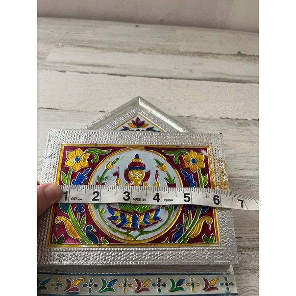 Silver and enamel look hanging mail/key holder - Picture 5 of 6